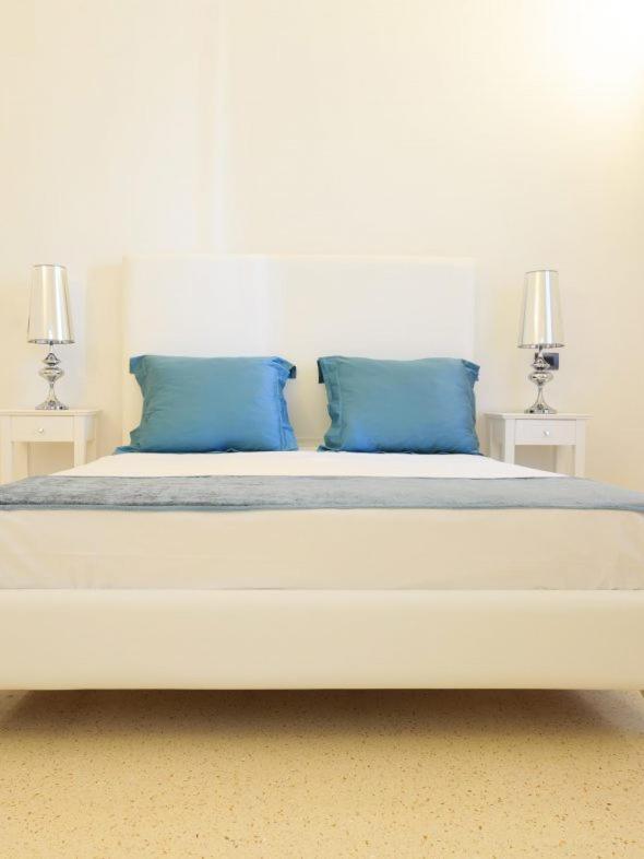 Palazzo Casto Relais Hotel ตาเวียโน ภายนอก รูปภาพ