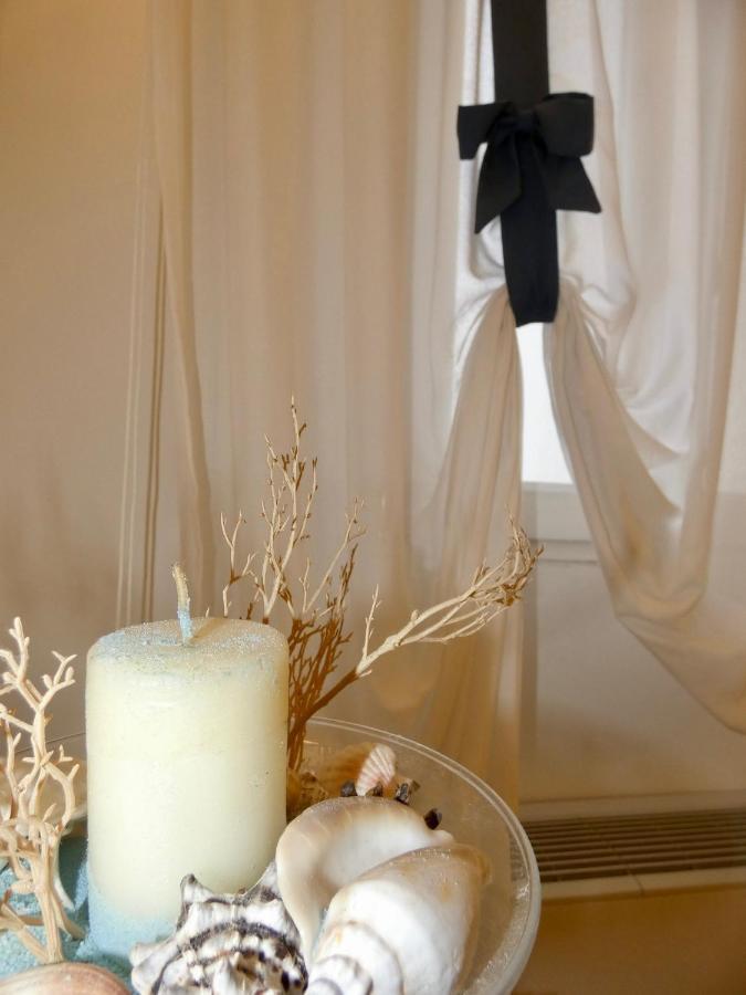 Palazzo Casto Relais Hotel ตาเวียโน ภายนอก รูปภาพ