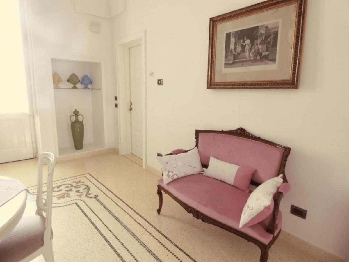 Palazzo Casto Relais Hotel ตาเวียโน ภายนอก รูปภาพ