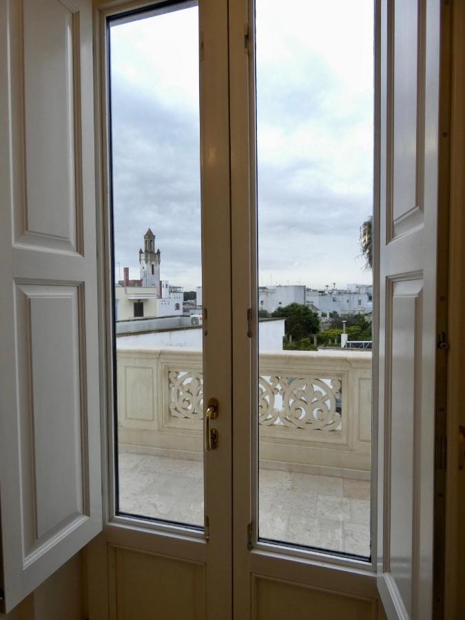 Palazzo Casto Relais Hotel ตาเวียโน ภายนอก รูปภาพ