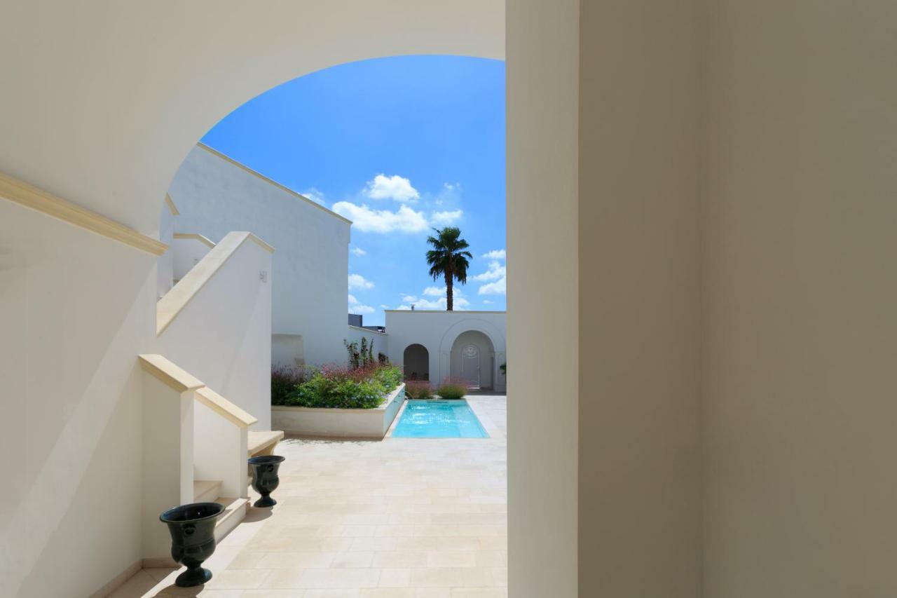 Palazzo Casto Relais Hotel ตาเวียโน ภายนอก รูปภาพ