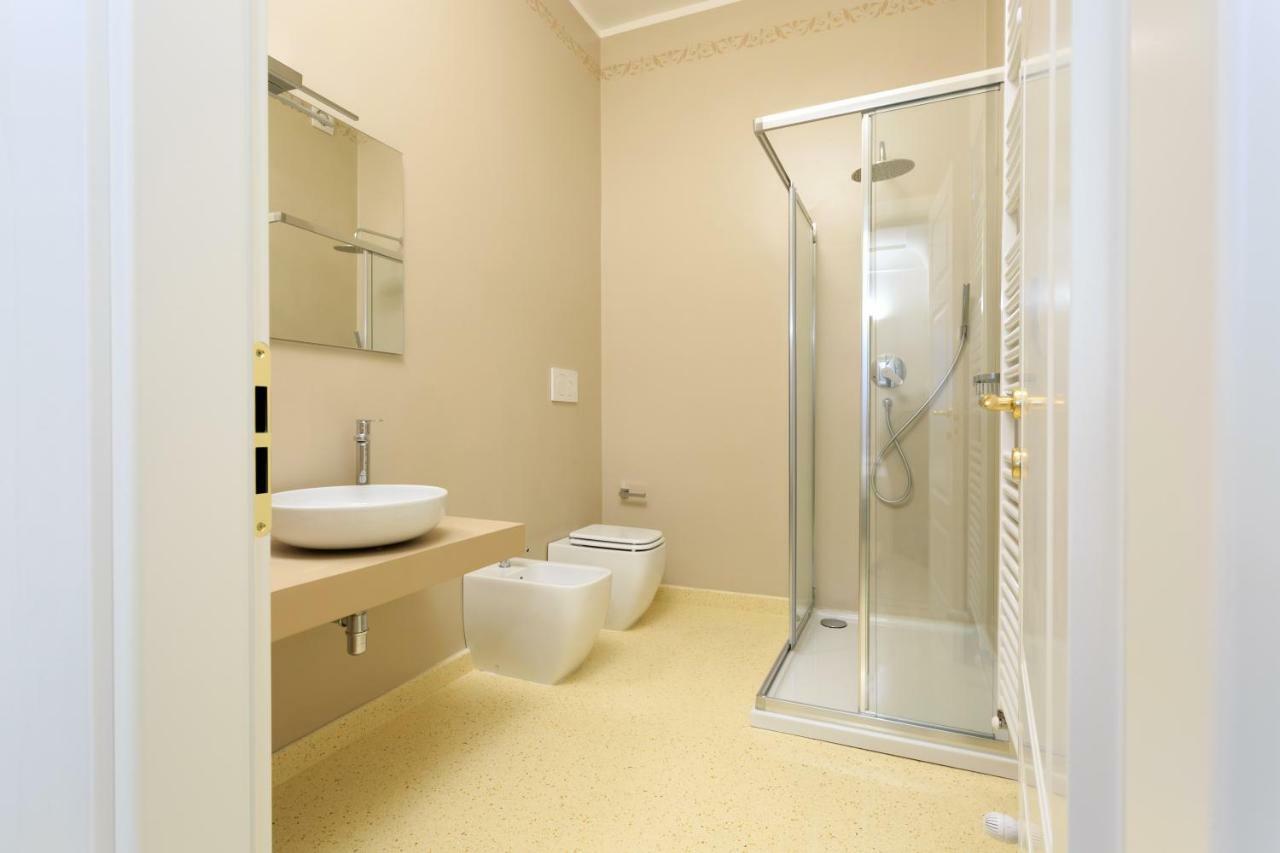 Palazzo Casto Relais Hotel ตาเวียโน ภายนอก รูปภาพ